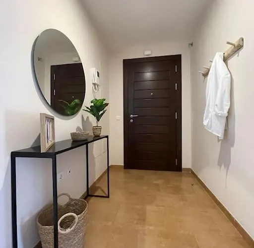 Casa Ohana Espacioso En El Corazon De アパート ネルハ